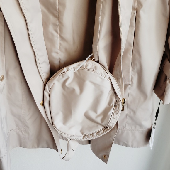 Calvin Klein Longline Anorak Jacket in Buff/Beige - Picture 5 of 7